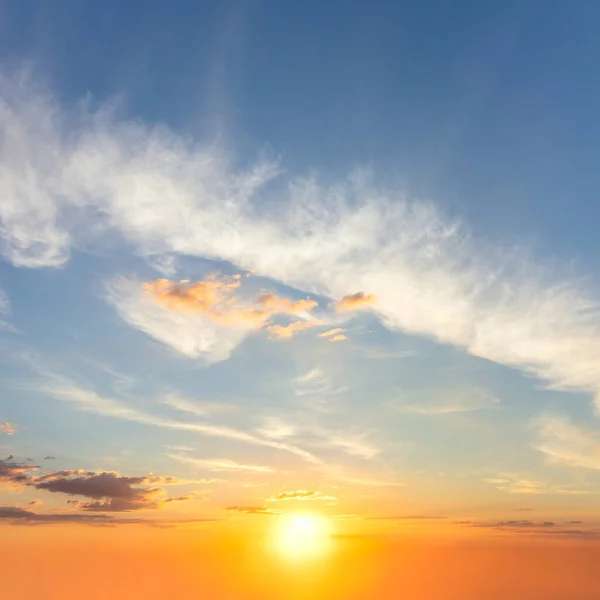 Skutečné Pozadí Sunrise Sundown Sky Barevnými Mraky Sluncem Oblačnost — Stock fotografie