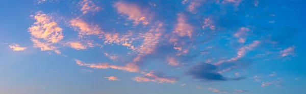 Panorama Céu Real Pôr Sol Com Nuvens Luz Rosa Cor — Fotografia de Stock