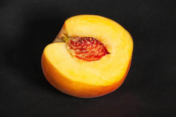 Sliced Peach Black Background — Stock Photo, Image