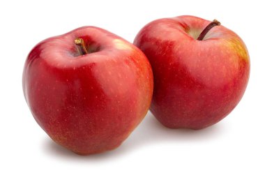 Kırmızı lezzetli elma yolu beyazda izole edilmiş.