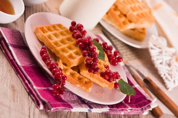 Waffles Red Currant Mint — Stockfoto