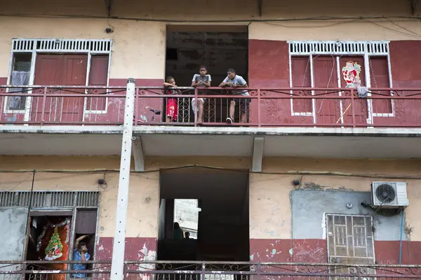 Panama City Panama Marca 2014 Mała Grupa Nastolatków Stojąca Przy Zdjęcia Stockowe bez tantiem