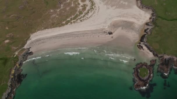 Espectacular Video Aéreo Volar Sobre Costa Del Valle Oculto Estuario — Vídeo de stock