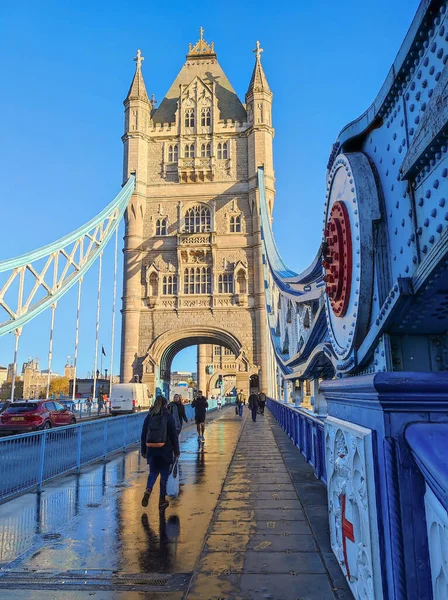 Лондон Англия Ноября 2022 Года Красивый Мост Лондонской Башни Голубым — стоковое фото
