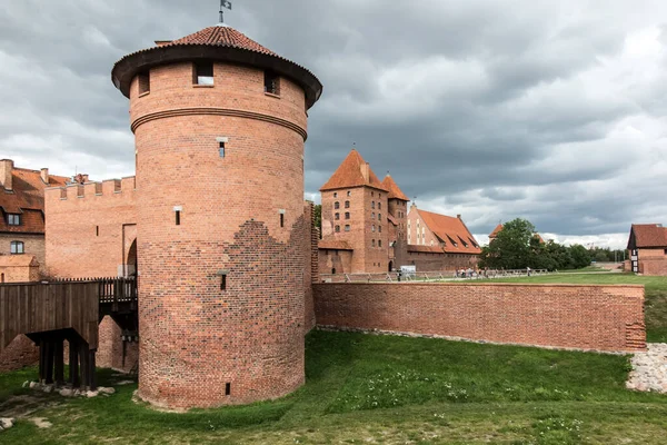 Hrad Malborku Polsko Oblačné Počasí — Stock fotografie