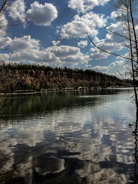 Jaworzno, Polonya 'da park Grodek. Polonya Maldivleri (eski taş ocaklarının gelişmiş alanı).