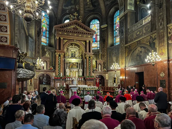 2023年5月28日ポーランド ピエカルスキ 男性と若い男性のマリア ピエカルスカへの巡礼 ピケリア大聖堂での儀式の始まり ストック写真