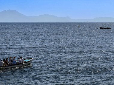 Tyrhenian Denizi 'nin suları, Napoli Körfezi, İtalya