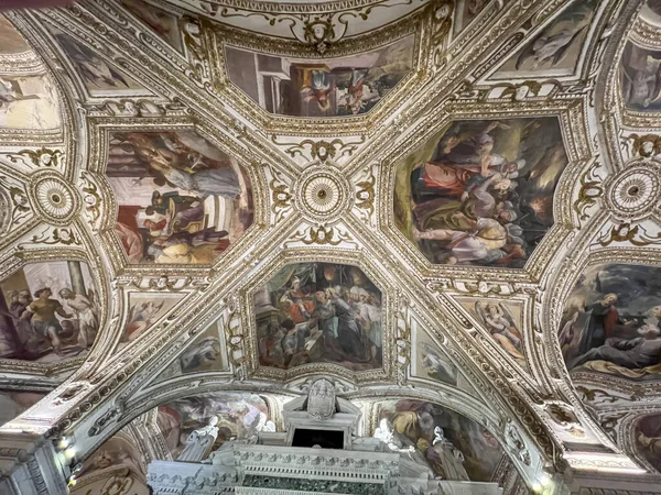 Amalfi Itálie Září 2023 Katedrála Ondřeje Italském Amalfi Fragment Interiéru Stock Obrázky