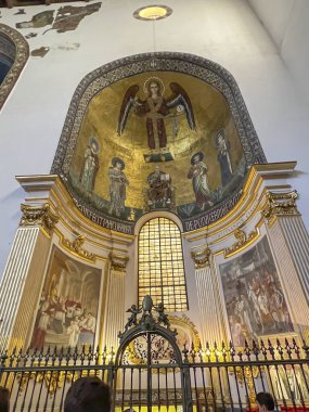 Salerno, İtalya, 26 Eylül 2023: Aziz Katedrali. Matthew Salerno, İtalya 'da. İç kısmın parçası.