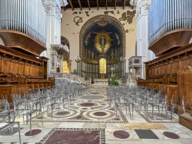 Salerno, İtalya, 26 Eylül 2023: Aziz Katedrali. Matthew Salerno, İtalya 'da. Katedralin içi..