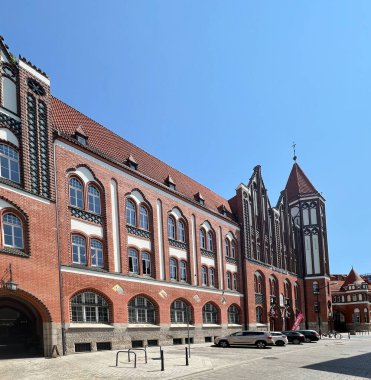 Gliwice, Polonya, 31 Temmuz 2024: Gliwice 'deki Dolnych Walow Caddesi' ndeki eski postane binası.