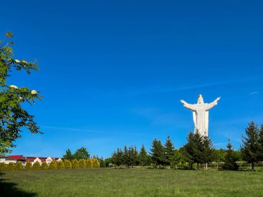 Dünyadaki en büyük Hz. İsa figürü Swiebodzin, Polonya 'da yer almaktadır..