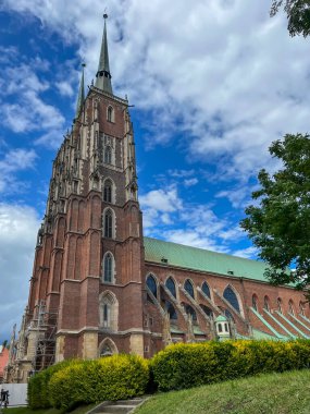 Polonya 'nın Wroclaw kentindeki Ostrow Tumski' deki Aziz John Katedrali.