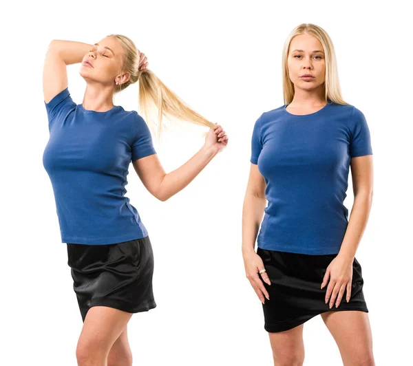 Mooie Blonde Vrouw Met Blanco Blauw Shirt Klaar Voor Ontwerp Stockfoto