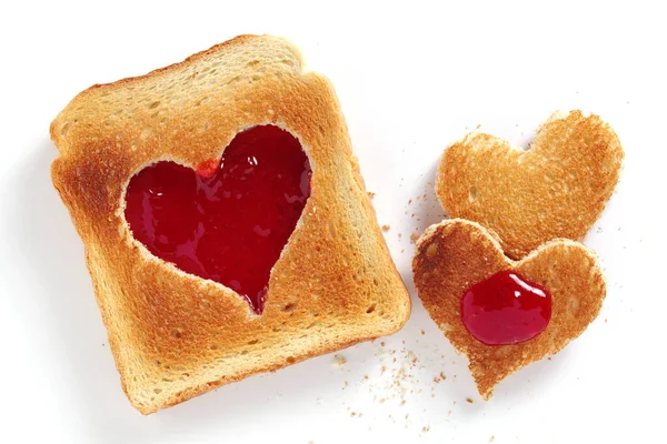 Toastbrot Mit Herzförmigem Schnitt Und Marmelade Scheiben Schneiden Weißer Hintergrund — Stockfoto