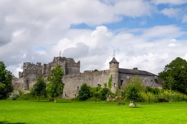 Vista Castelo Cahir Condado Tipperary Irlanda Dos Maiores Mais Bem Imagem De Stock