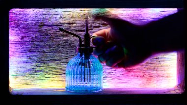 Şişe ve cam atomizatörü sanatı