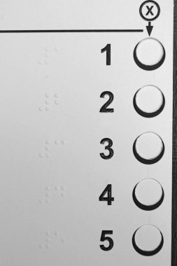 Körler alfabesinde Avrupa seçimleri için oy kullanma şablonu