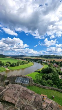 Weser Uplands 'daki sandık kalesi harabeye döndü