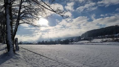 Veldrom, karlı kış manzarası
