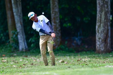 PETALING JAYA, NOV 24: Malezyalı Shahriffuddin Ariffin, Kelab Golf Seri Selangor 'da Selangor Masters' ın 22. Petling Jaya, Malezya 24 Kasım 2022.