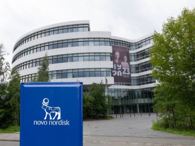 Novo Nordisk 'in genel merkezi. Merkezi Danimarka 'da olan bir ilaç firması. Kopenhag, Danimarka - 12 Ağustos 2023.