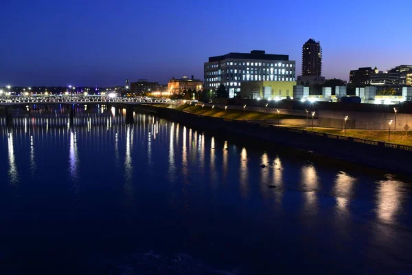 Des Moines Iow October 2022 Des Moines Skyline Night — 图库照片