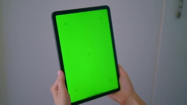 Close Woman Holding Digital Tablet Green Screen Tap Display — Stockvideo