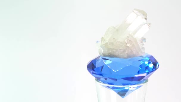 Cuarzo Con Cristales Brillantes Una Piedra Preciosa Una Piedra Joyería — Vídeos de Stock