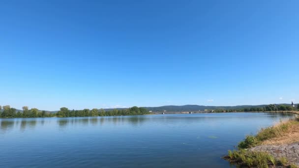 Чудовий Знімок Річки Дунай Баварії Поблизу Регенсбурга Сонячний День — стокове відео