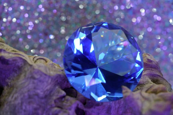 Farbige Glasdiamanten Aber Professionell Geschliffen Echt Auszusehen — Stockfoto
