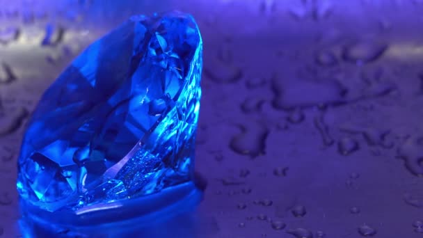 Kapky Vody Modrý Drahokam Jako Diamant — Stock video
