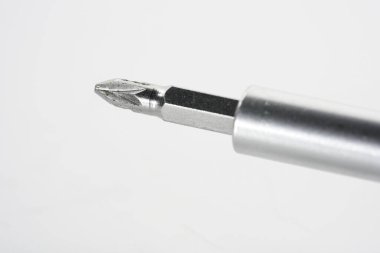 beyaz zemin üzerine kalem