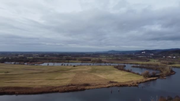 Danube River Idyllic Nature Aerial — 图库视频影像