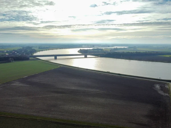 Stock image Danube with agricultural fields in winter in Bavaria