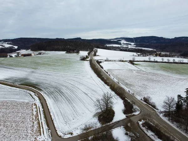 Śnieżny Rolniczy Śnieżny Pole Bawaria Pochmurny Dzień — Zdjęcie stockowe