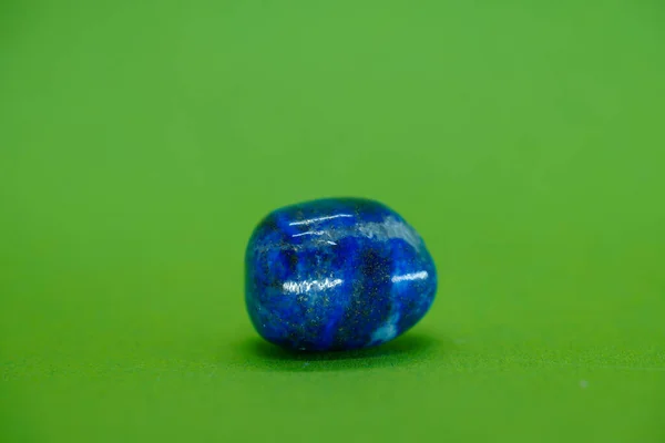 Zielone Tło Kryształami Kwarcu Kryształowego Piękne Tło Abstrakcyjne Makro — Zdjęcie stockowe