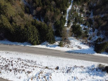 Hava aracı ile Bavyera 'da kış manzarası