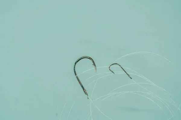 釣り糸が詳細に分離された釣り針リーダー — ストック写真