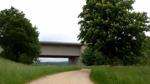 Körning Asfalterad Cykelväg Landsbygden — Stockvideo