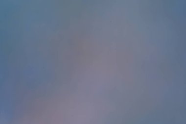 Stüdyoda gradyan ile tek renkli arka plan fotoğraf çekimi