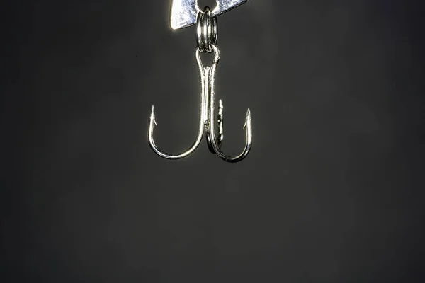 Γάντζο Ψαρέματος Σκούρο Φόντο Κοντινό Πλάνο Επιλεκτική Εστίαση — Φωτογραφία Αρχείου