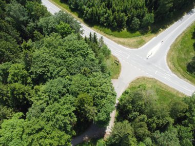 Almanya, Falkenstein yakınlarındaki Bavyera Ormanı 'nın havadan görünüşü.