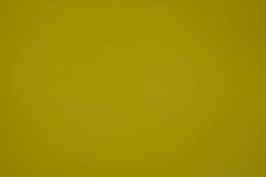 Stüdyoda gradyan ile tek renkli arka plan fotoğraf çekimi