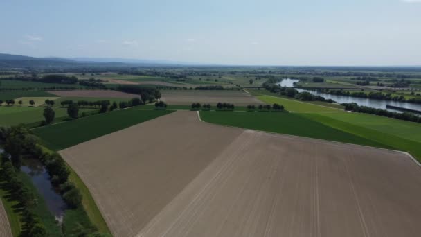 Pola Uprawne Dolinie Dunaju Bawarii Wiosną Bujnymi Łąkami Bogatą Glebą — Wideo stockowe
