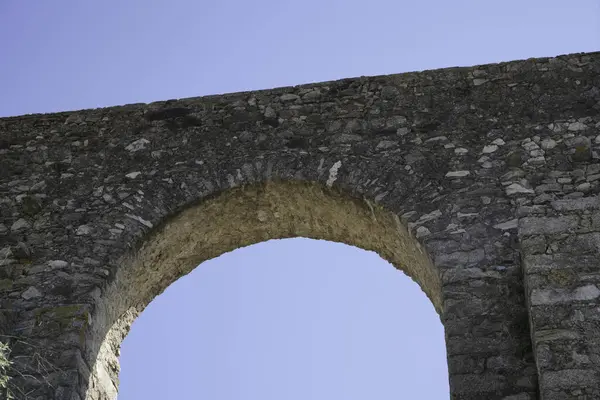 Акведуки Португалии Древние Водопроводы Напоминающие Каменные Мосты — стоковое фото