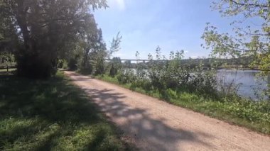 Nehrin güzel manzarası