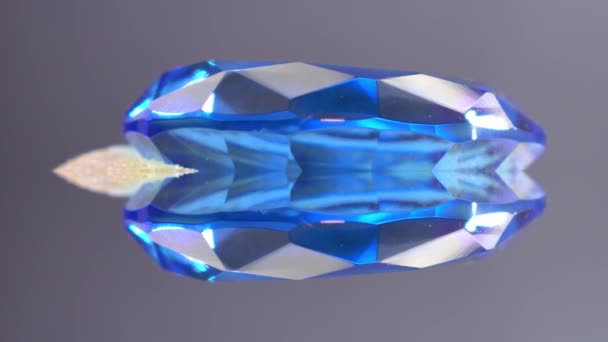 钻石蓝色巧妙地反映了旋转的圆圈 — 图库视频影像