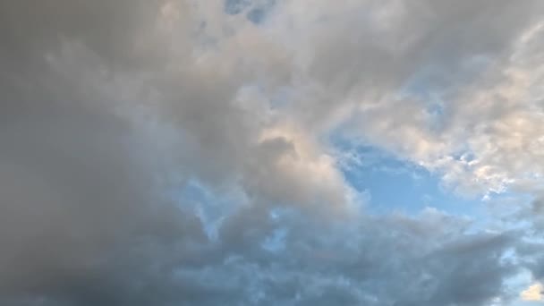 Nuvens Altocumulus Céu Rapidamente Dissipam Nuvens Baixas São Chamadas Estratocumulus — Vídeo de Stock